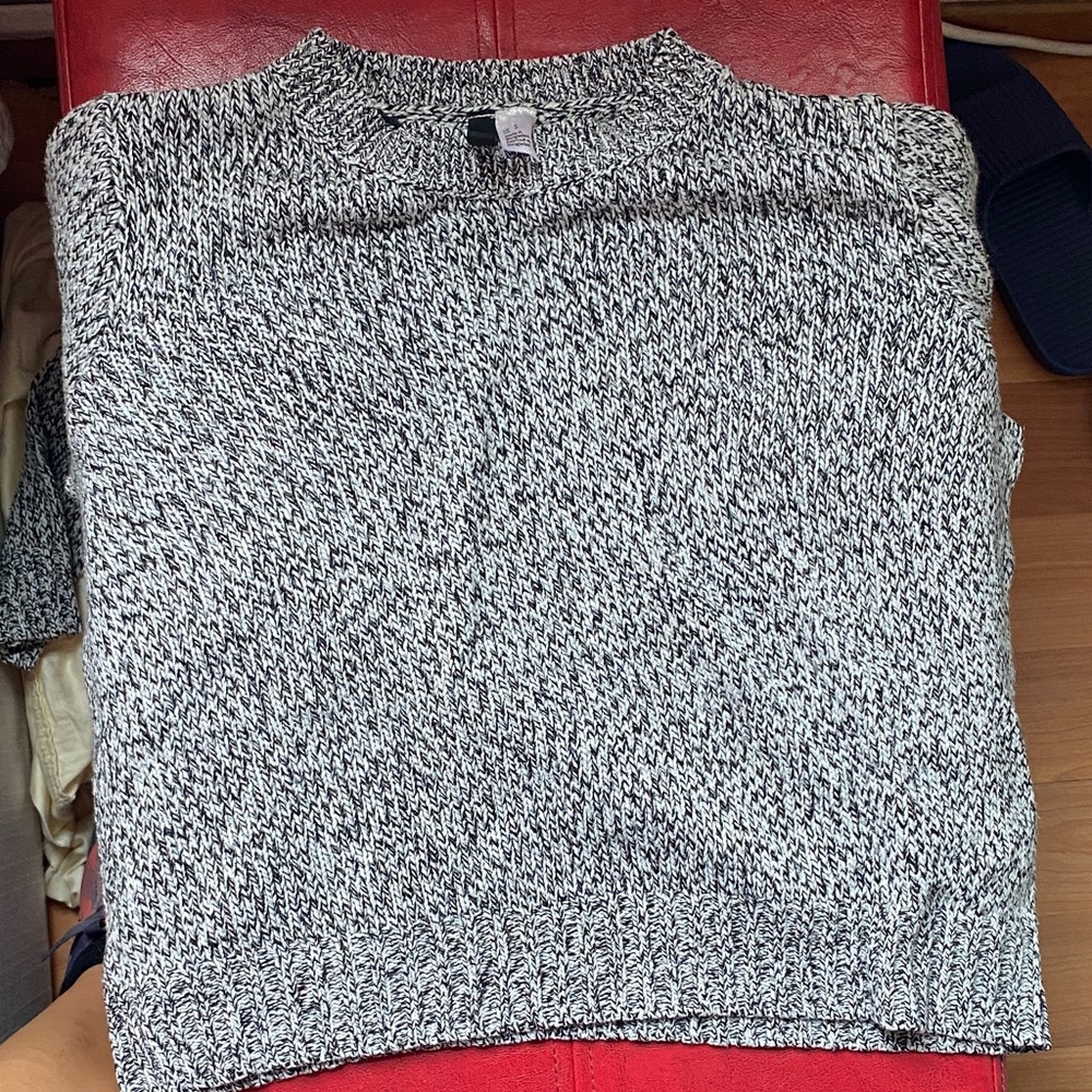 H&M Black and White Knit Sweater